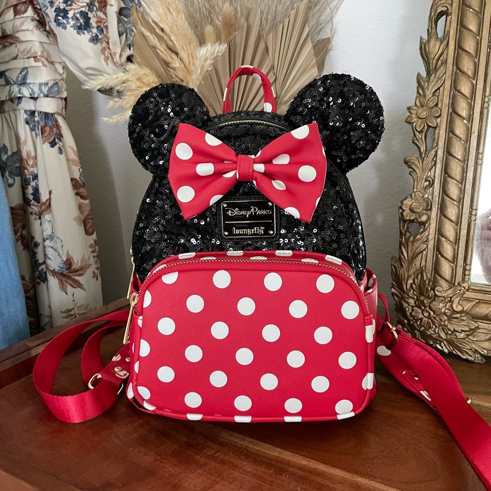 Disney Loungefly Minnie Mouse sequin mini backpack
